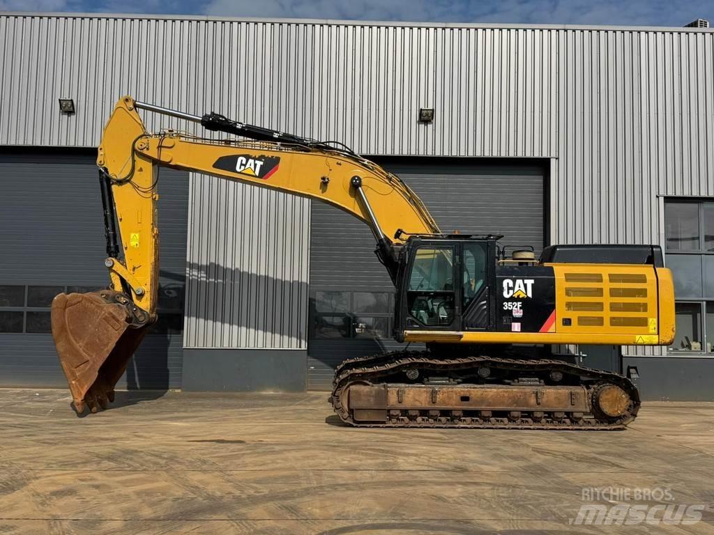 CAT 352F Спеціальні екскаватори