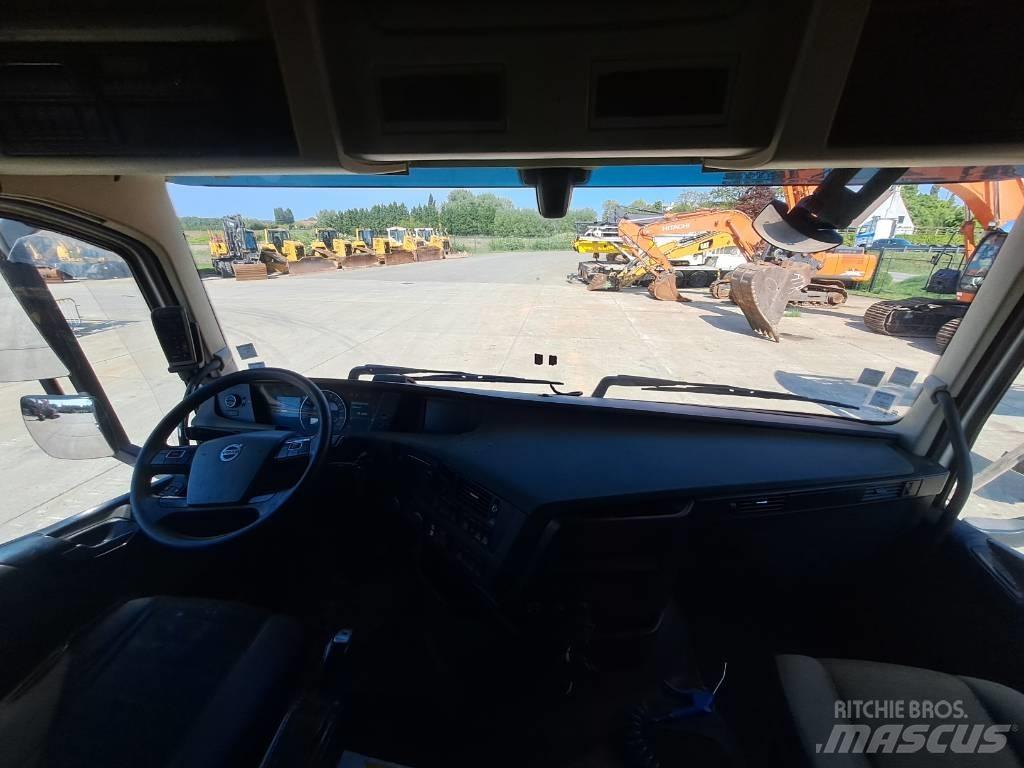 Volvo FH13/540 Тягачі
