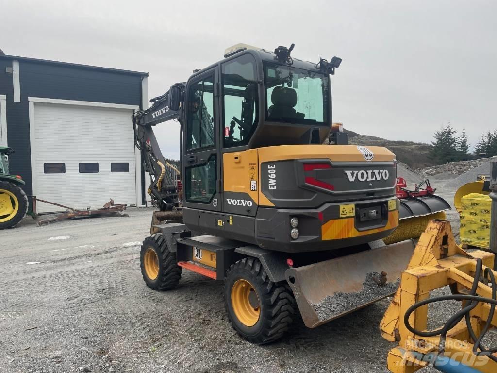 Volvo EW 60 Колісні екскаватори