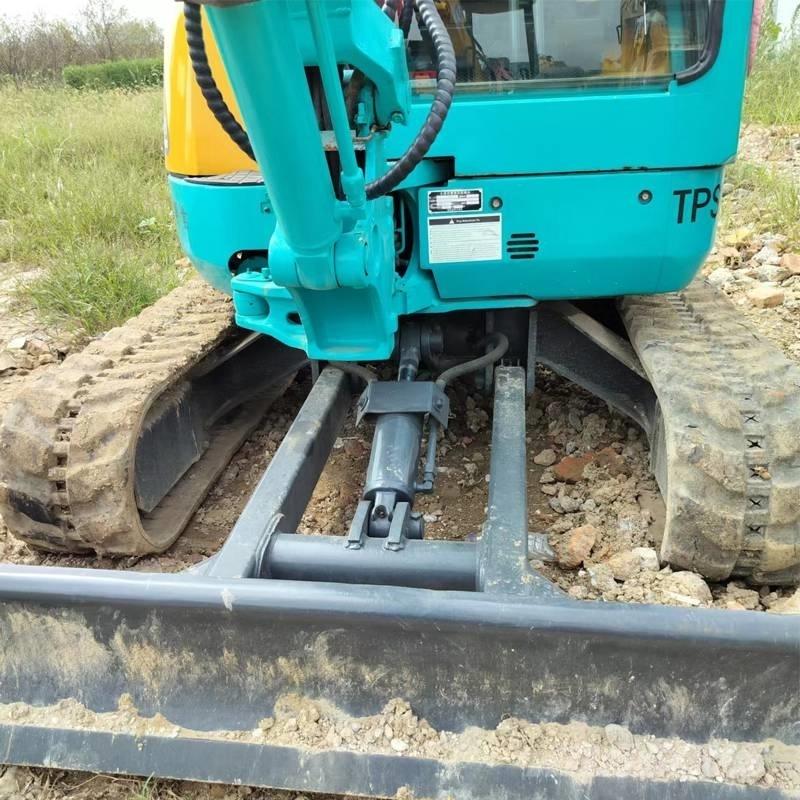 Kubota KX 135 Міні-екскаватори < 7т