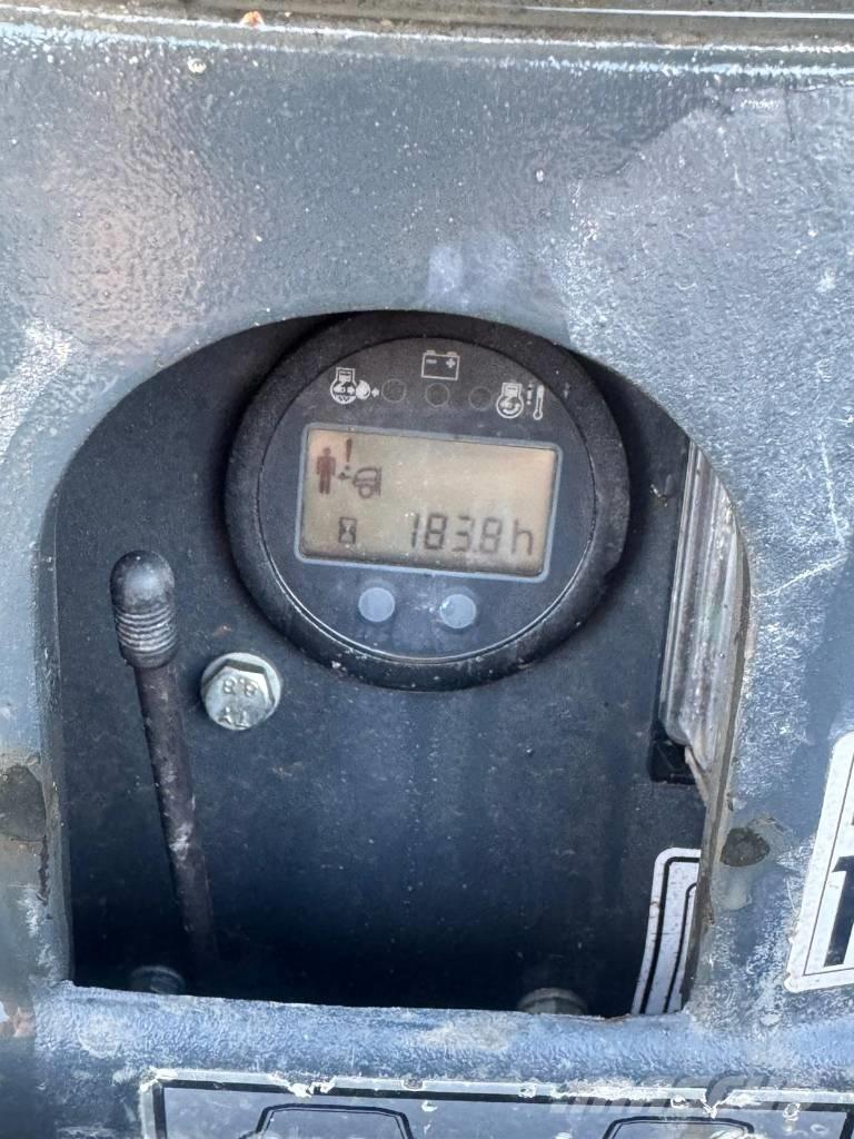 Bomag BMP 8500 Ущільнювачі грунту