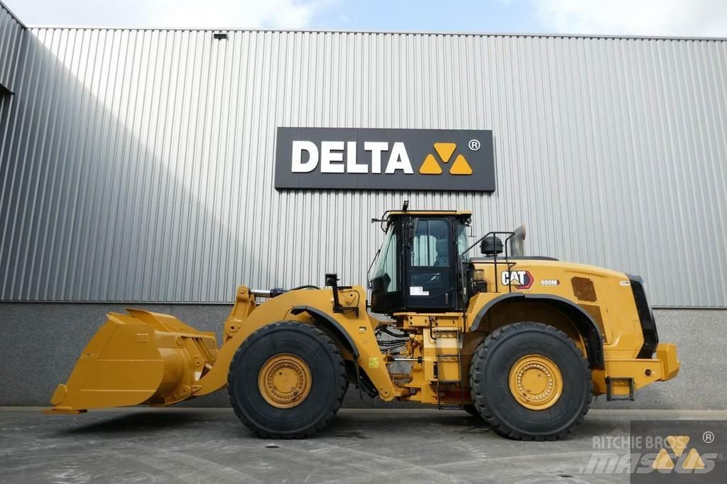 CAT 980M Фронтальні навантажувачі
