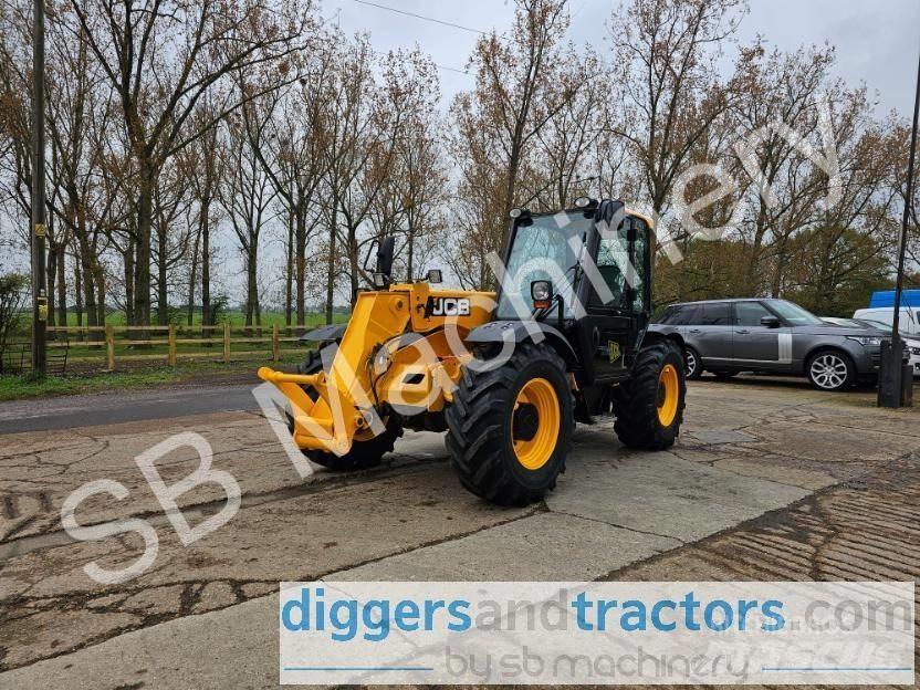 JCB 526-56 Agri Телескопічний навантажувач