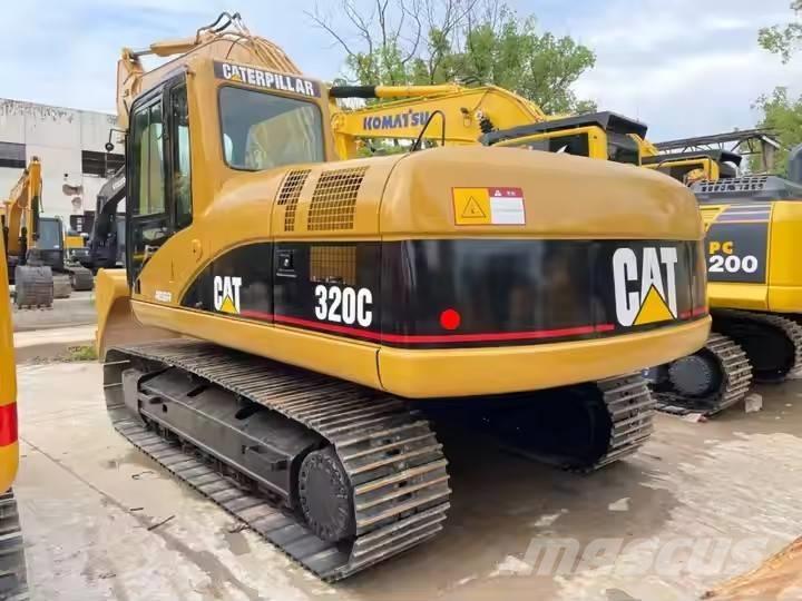 CAT 320 C Гусеничні екскаватори