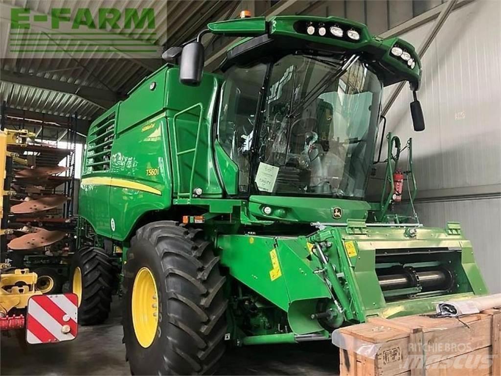 John Deere t560 hm Зернозбиральні комбайни