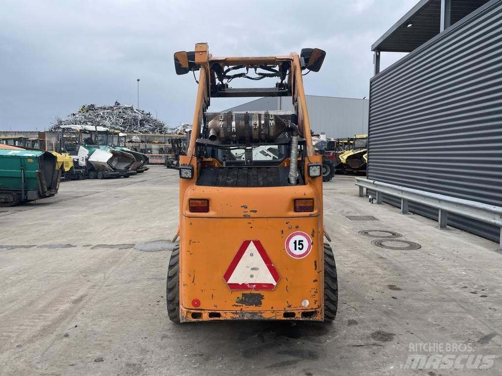 CAT 226B Трельовочні трактора