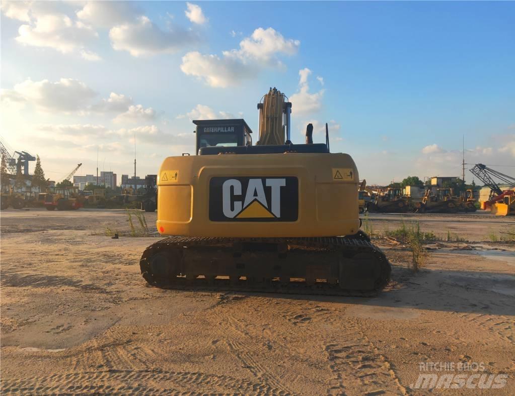 CAT 325 D L Гусеничні екскаватори