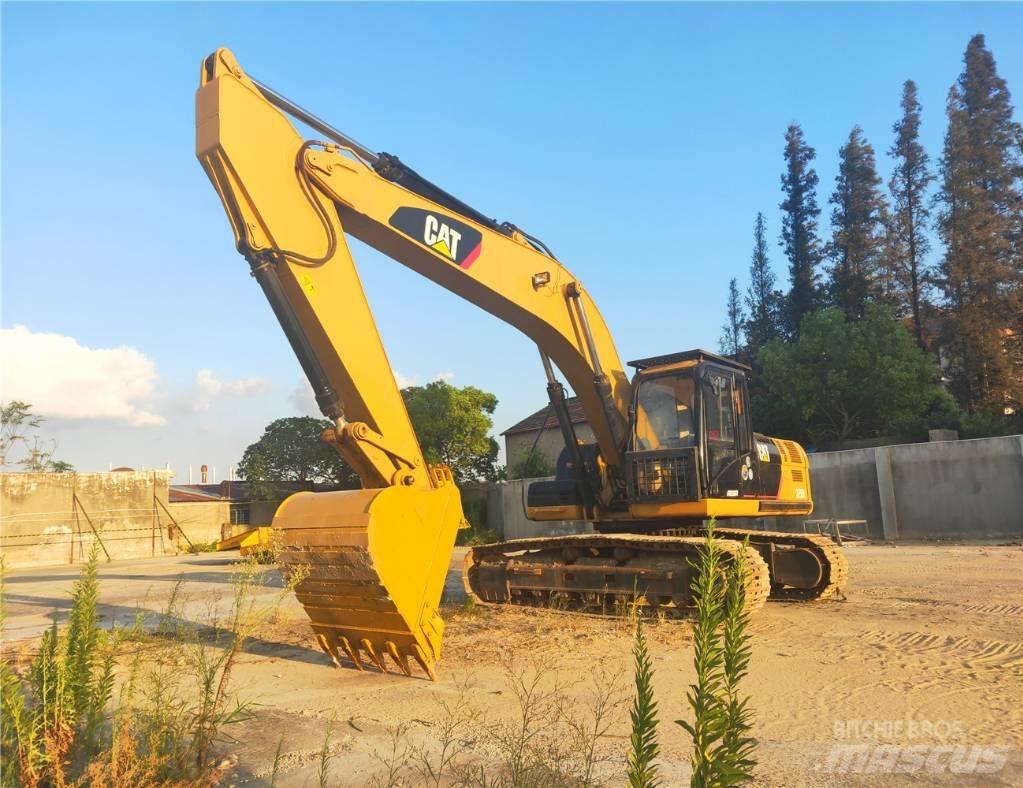 CAT 325 D L Гусеничні екскаватори
