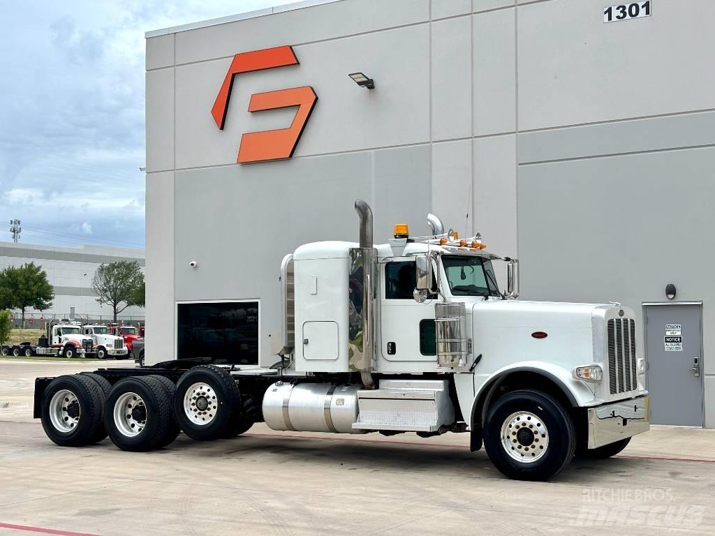 Peterbilt 389 Тягачі