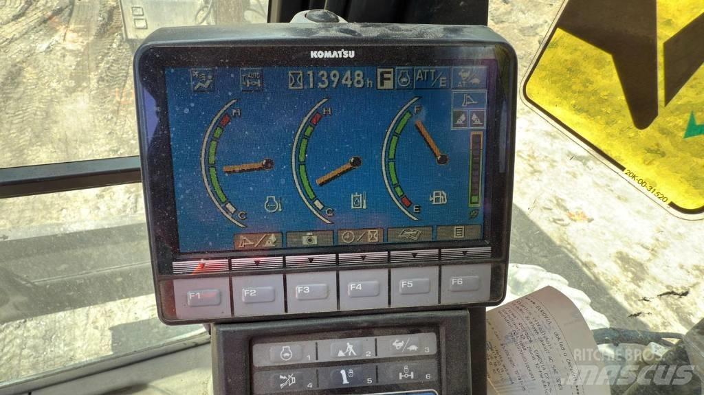 Komatsu PW 148-8 Колісні екскаватори