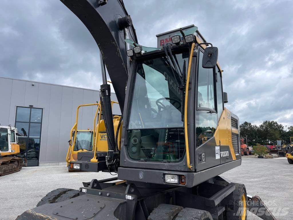 Volvo EW 160 E Колісні екскаватори