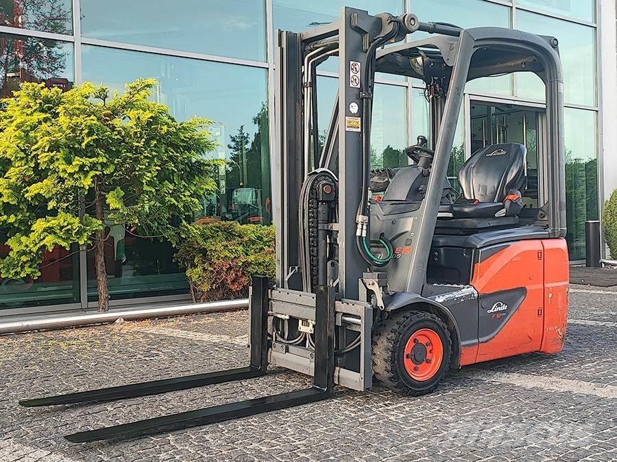 Linde E12-02 Електронавантажувачі