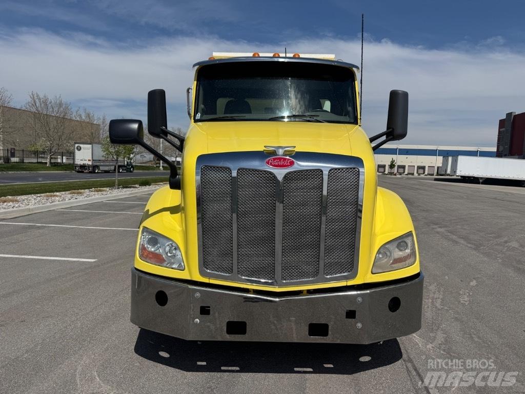 Peterbilt 579 Самоскиди