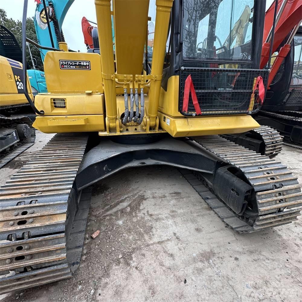 Komatsu PC 130-7 Гусеничні екскаватори