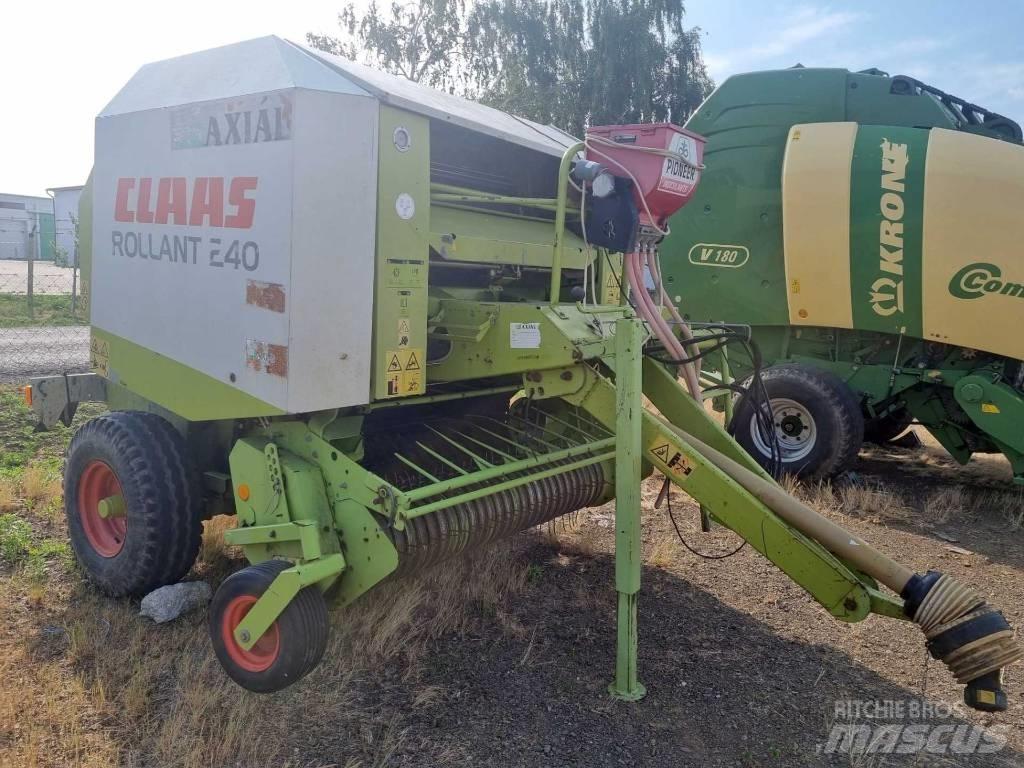 CLAAS Rollant 240 Рулонні прес-підбирачі