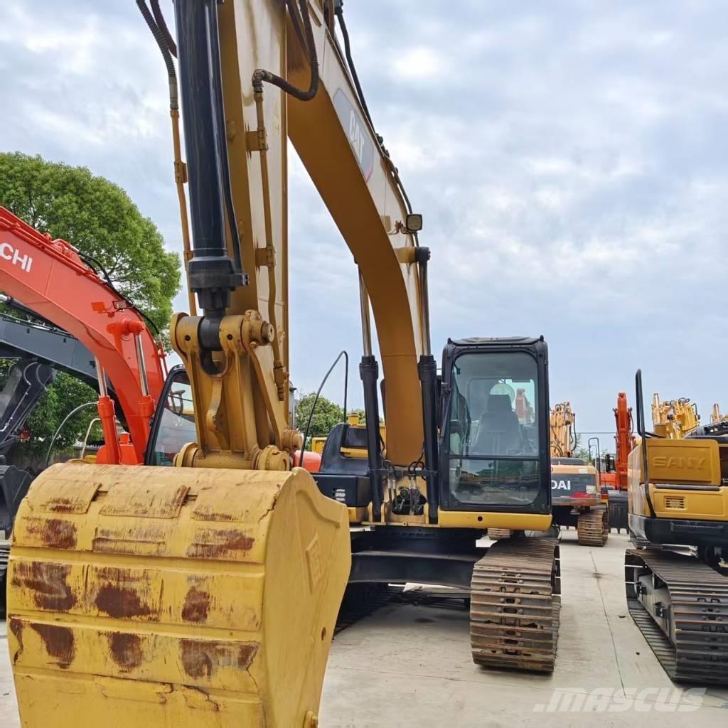 CAT 315D2 Середні екскаватори 7т. - 12т.