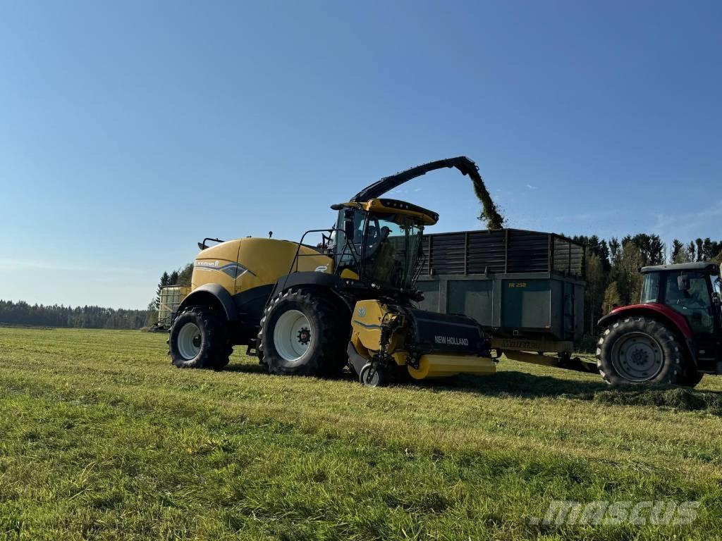 New Holland FR 550 Кормозбиральні комбайни
