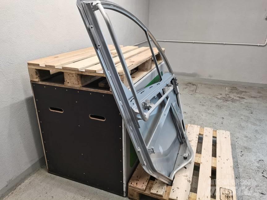 Manitou MLT 741 door Кабіна