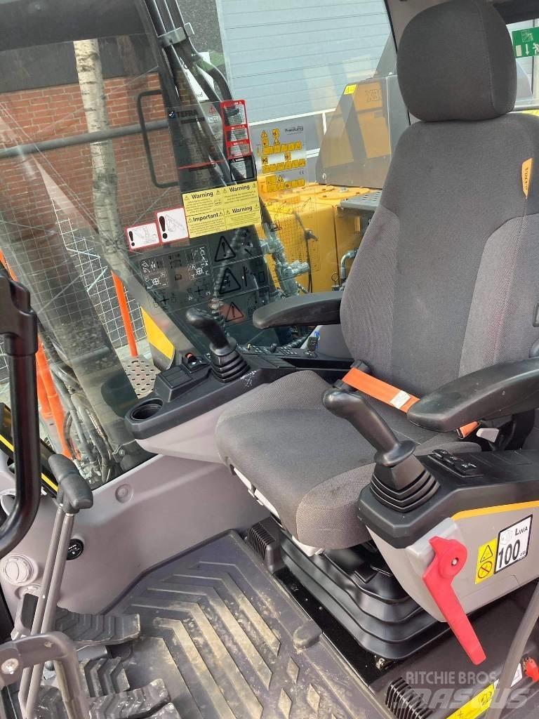 Volvo EC140E Гусеничні екскаватори