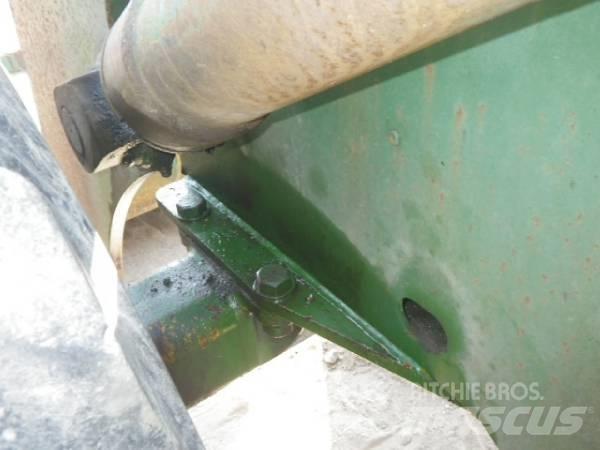 Komatsu 510 Фронтальні навантажувачі