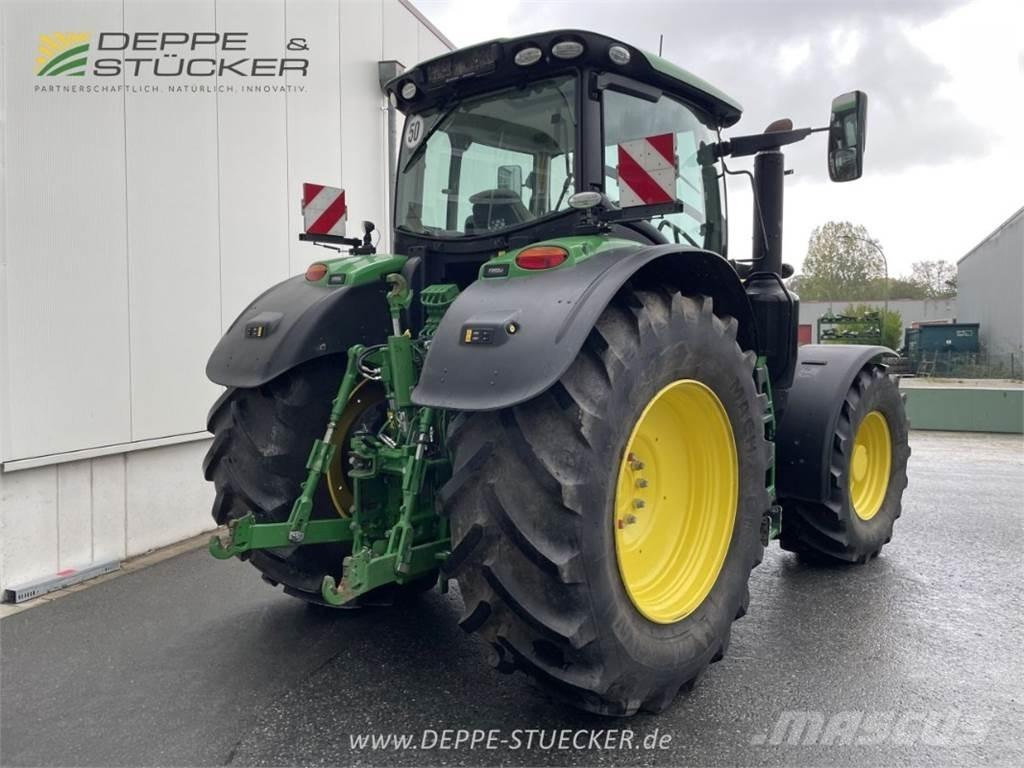 John Deere 6230R Трактори