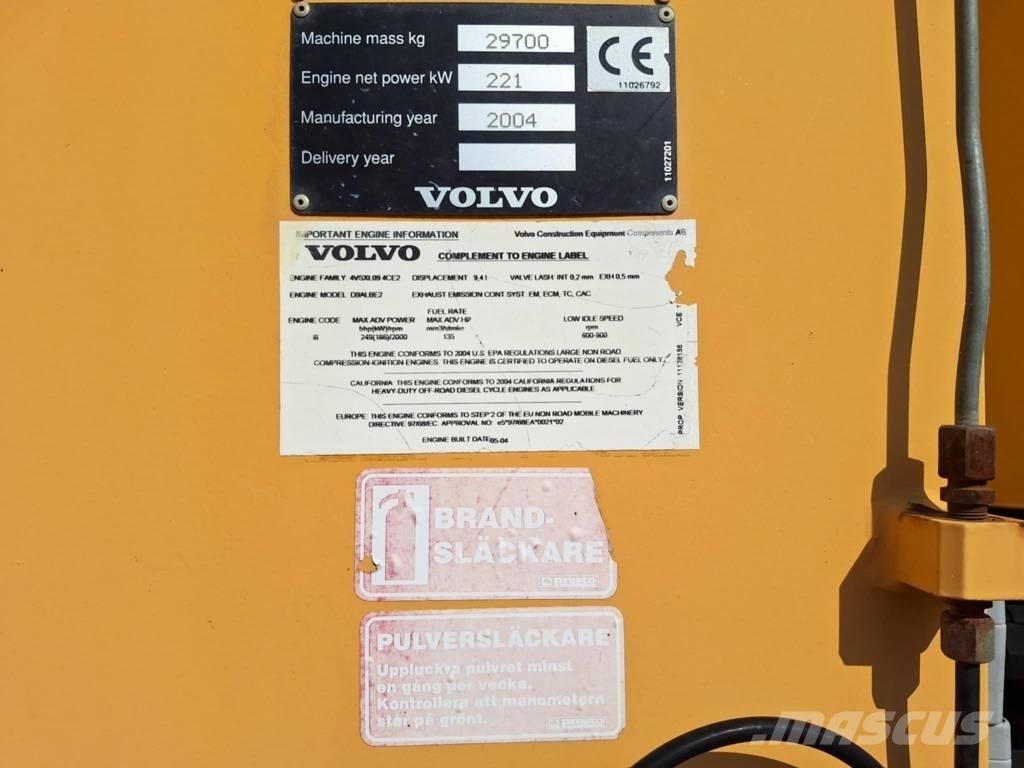 Volvo L 150 E Фронтальні навантажувачі