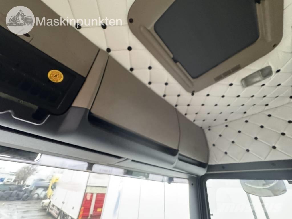 Scania R 420 Тягачі