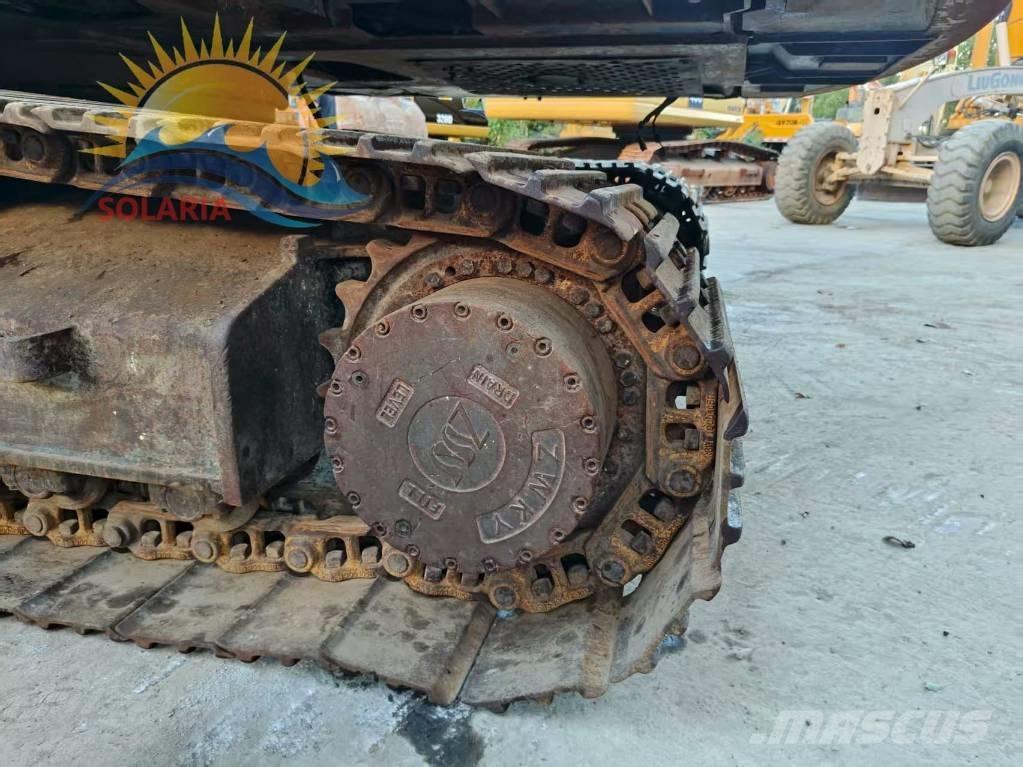 Hyundai R225LC-9T Гусеничні екскаватори