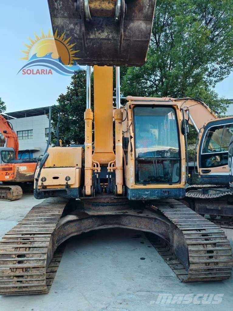 Hyundai R225LC-9T Гусеничні екскаватори