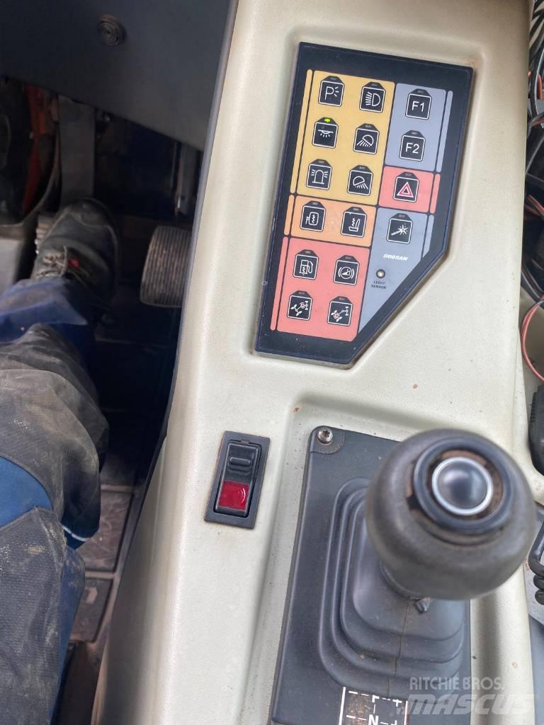 Doosan DA 40 Зчленовані самоскиди