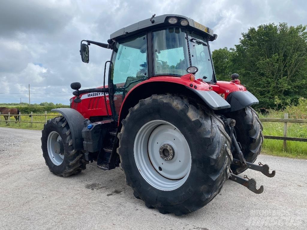 Massey Ferguson 7618 Трактори