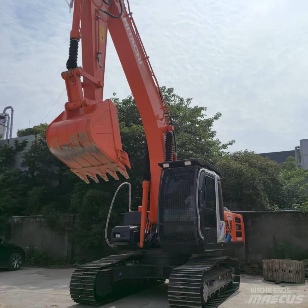  htiachi zx200-3g Середні екскаватори 7т. - 12т.