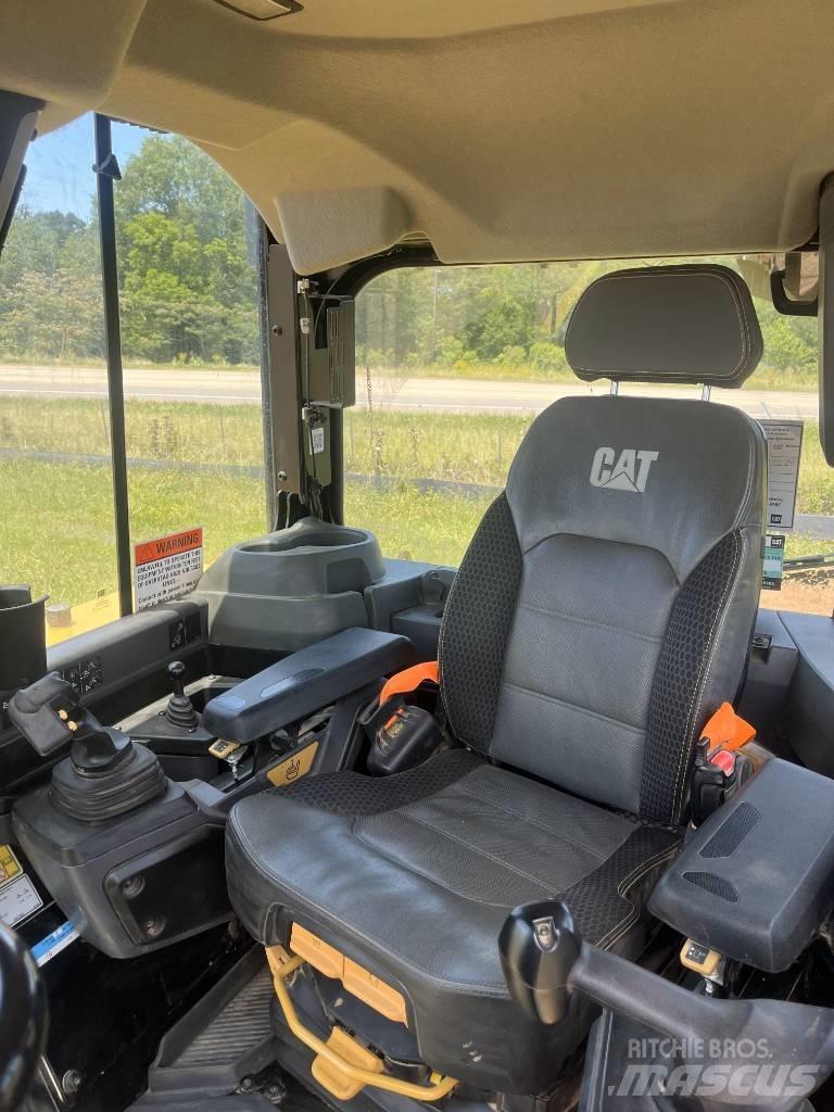 CAT D 6 LGP Гусеничні бульдозери