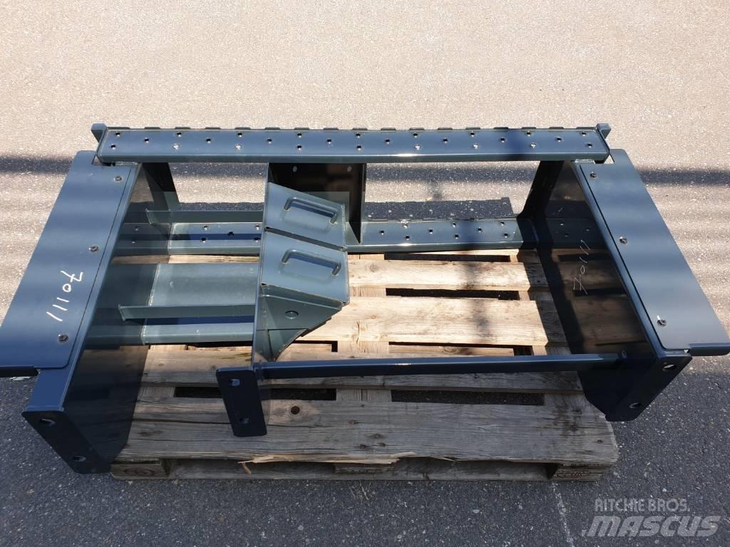 Hyundai Steps - HW140 Шасі