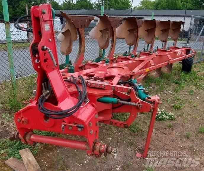 Kverneland EG85-300 Реверсивні плуги