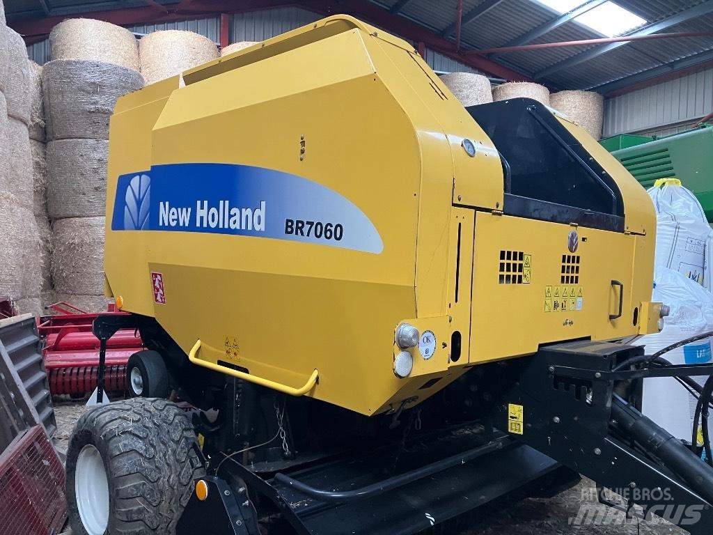 New Holland BR 7060 Рулонні прес-підбирачі