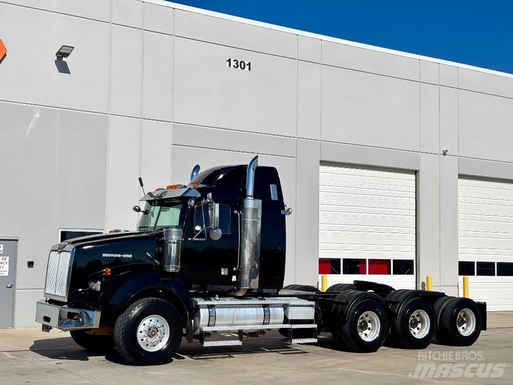 Western Star 4900 FA Тягачі