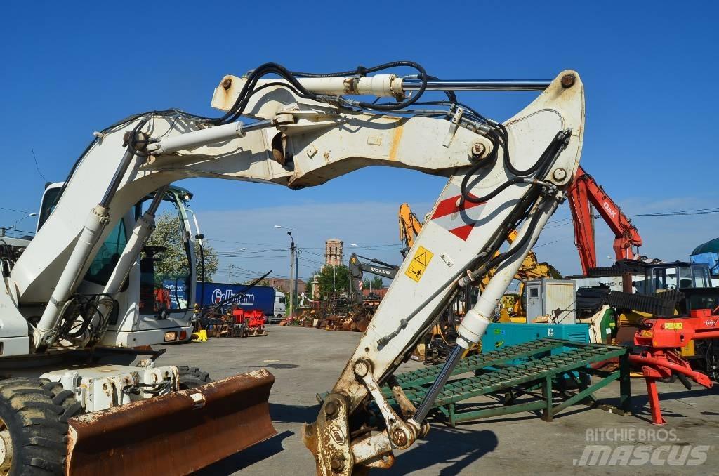 CASE WX 145 Колісні екскаватори