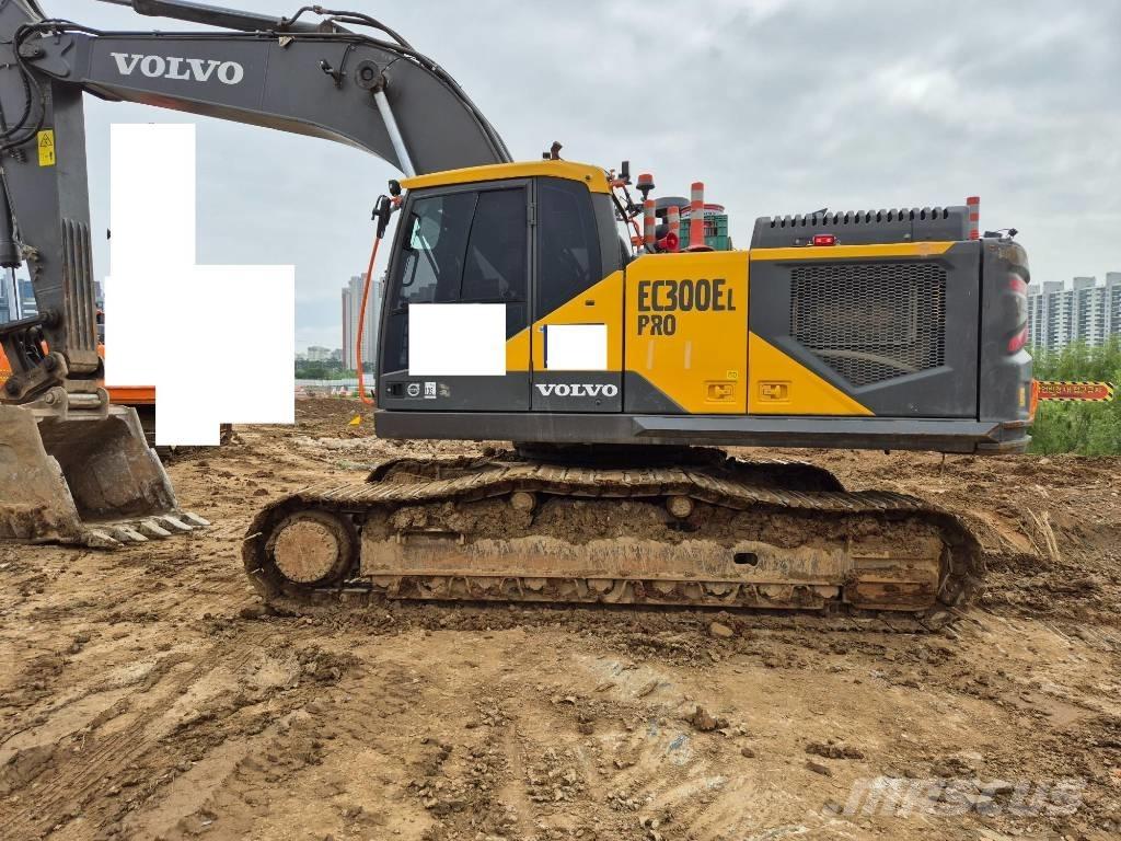 Volvo EC 300 EL Гусеничні екскаватори