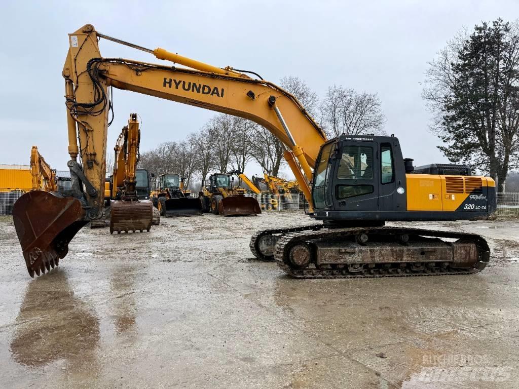 Hyundai R320LC-7A Гусеничні екскаватори