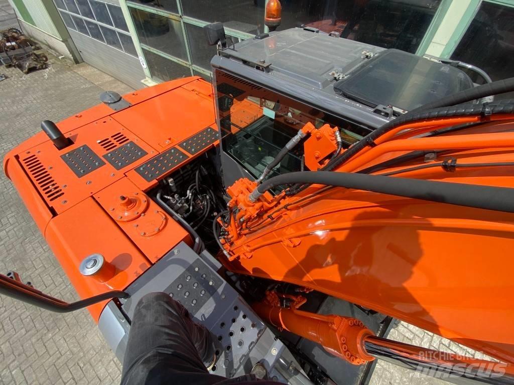 Hitachi ZX 140 W-3 Колісні екскаватори