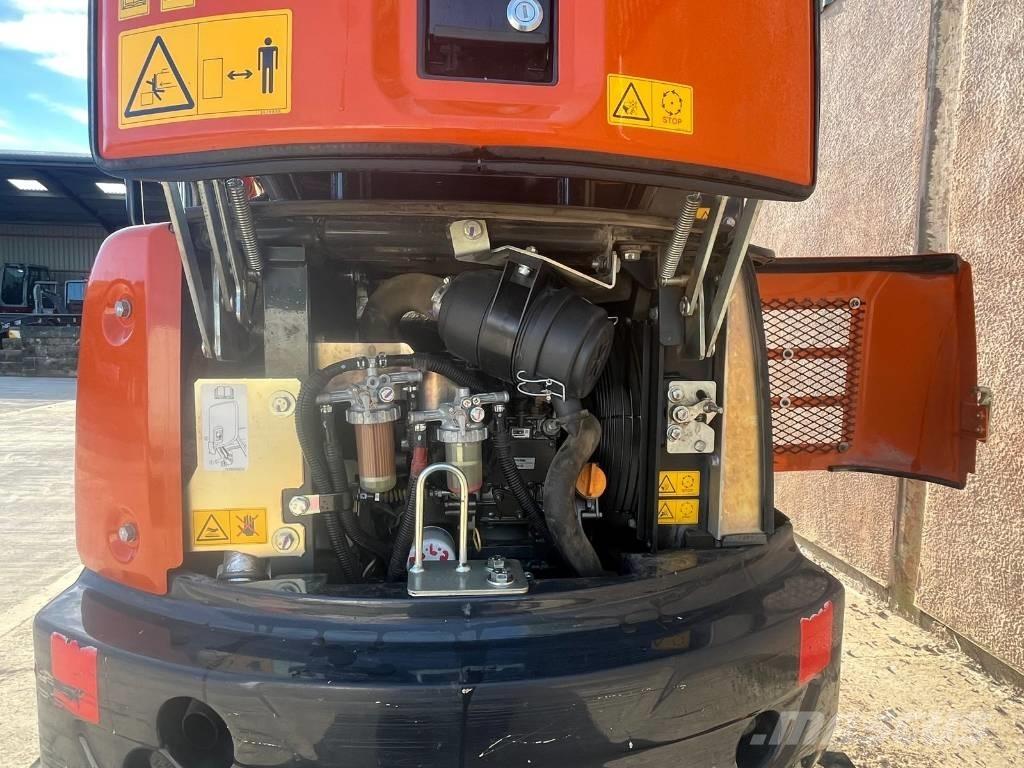 Hitachi ZX 19 U Міні-екскаватори < 7т