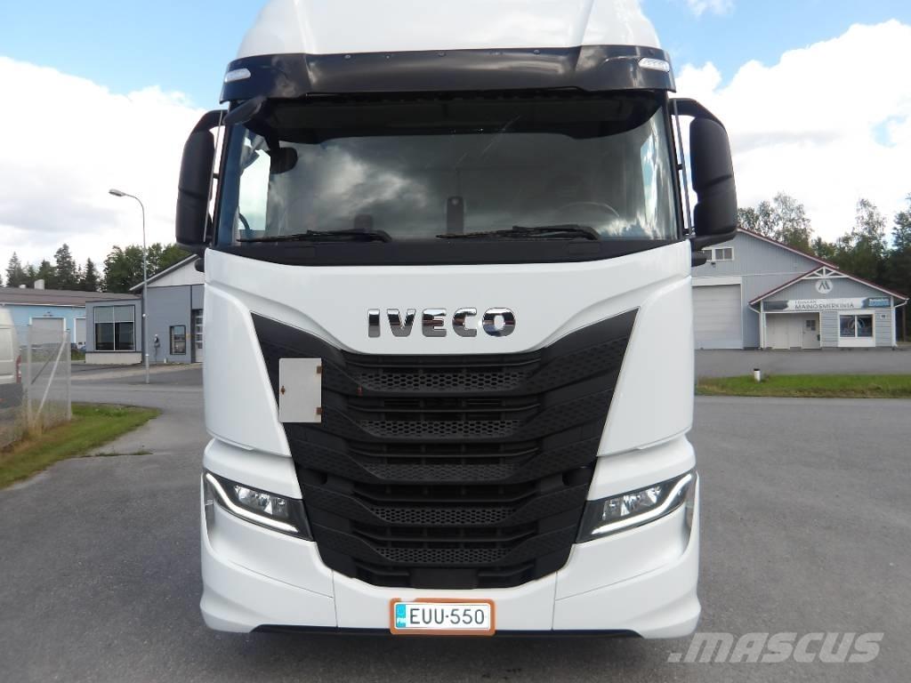 Iveco AS 440 STX Тягачі