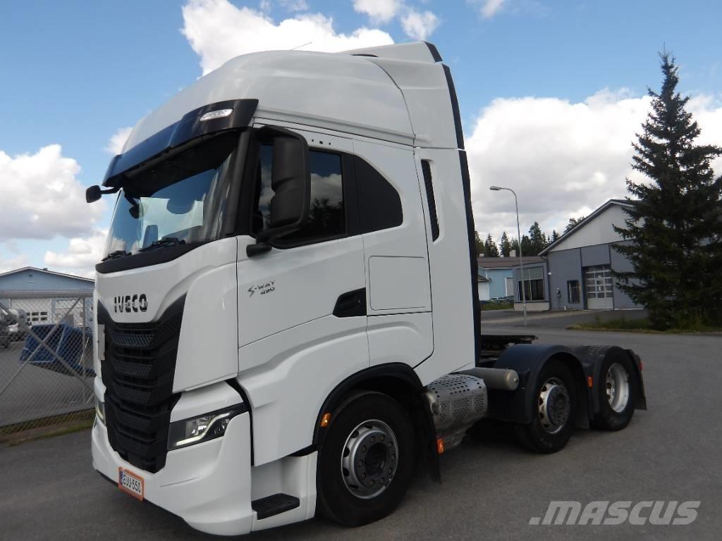 Iveco AS 440 STX Тягачі