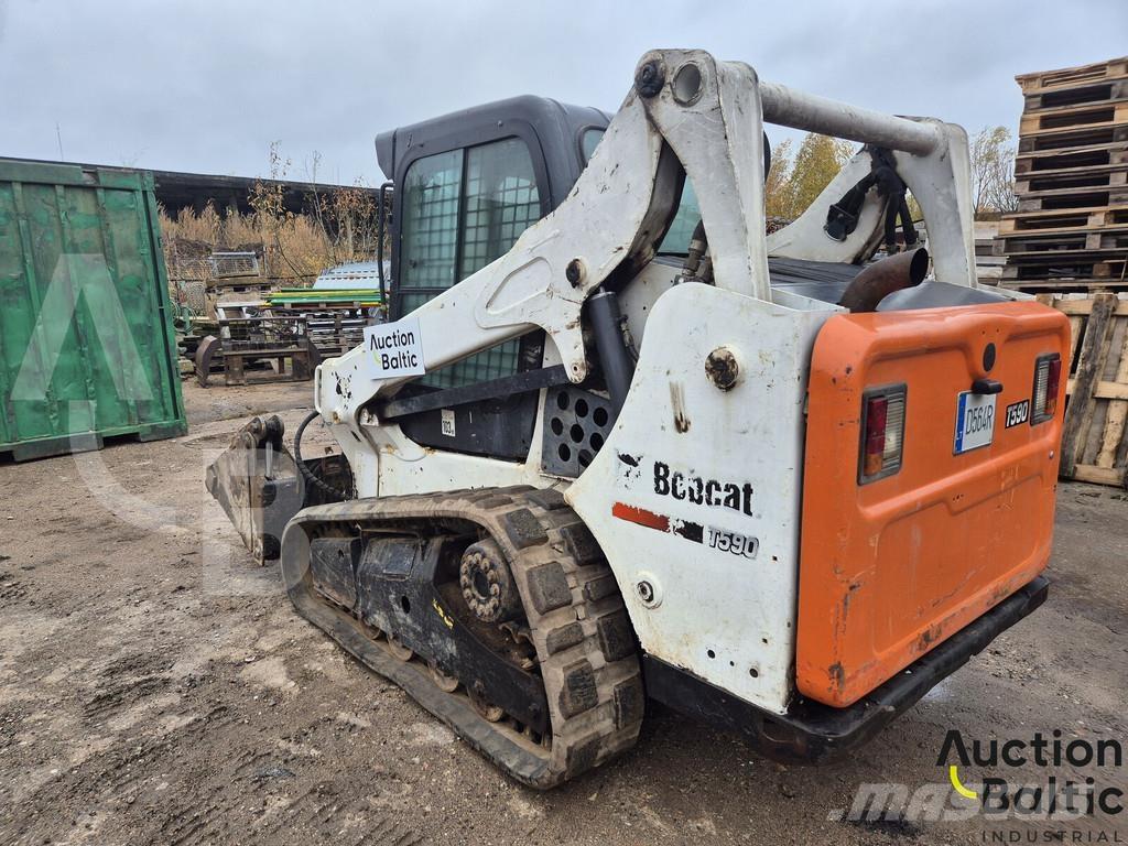 Bobcat T590 Гусеничні вантажники