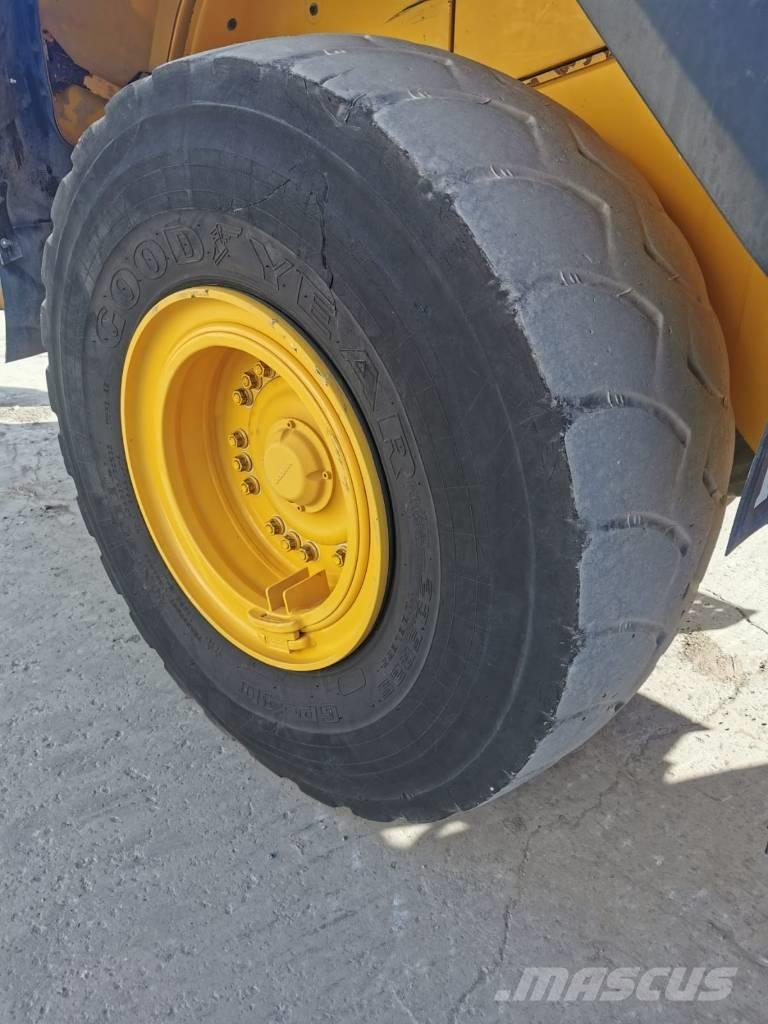 Volvo L110G Фронтальні навантажувачі