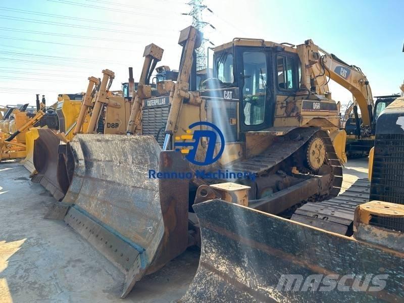 CAT D 6 R Гусеничні бульдозери