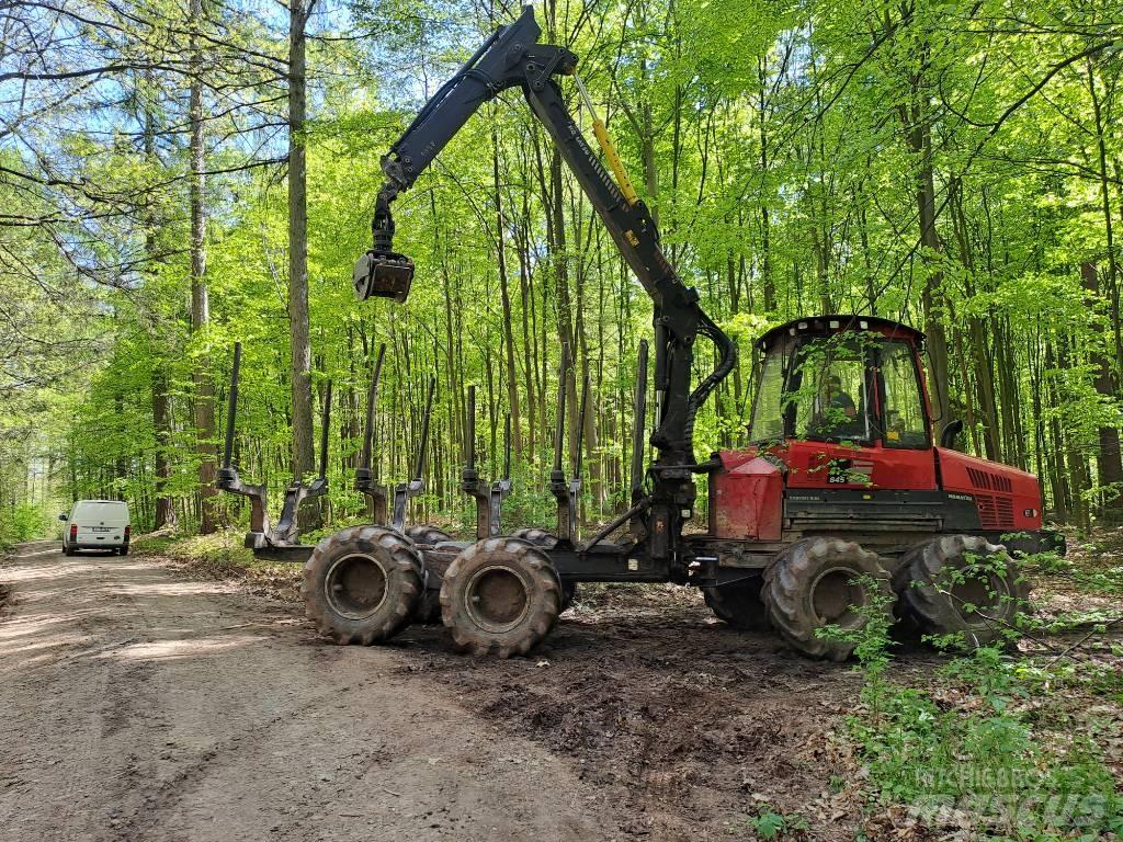 Komatsu 845 Форвардери