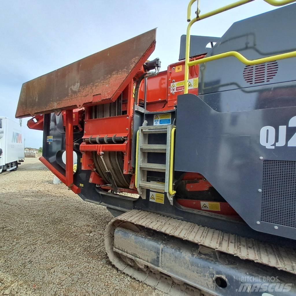 Sandvik QJ241 Мобільні дробарки