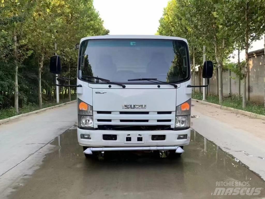 Isuzu ELF Комунальні автомобілі / автомобілі загального призначення